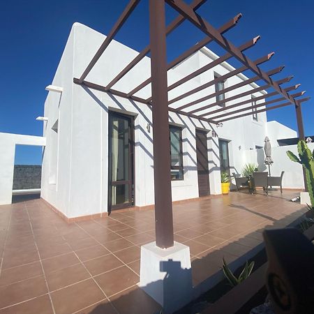 Villa Casa Amarillo Del Sol Playa Blanca  Exterior foto